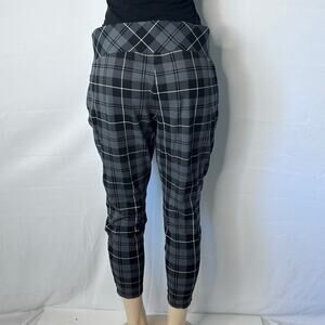 Torrid Plaid High Rise Leggings Size 1R Black Gray Stretch Ankle Length